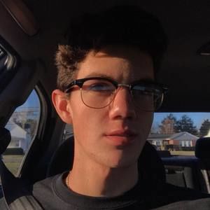 Meet your Posher, Logan